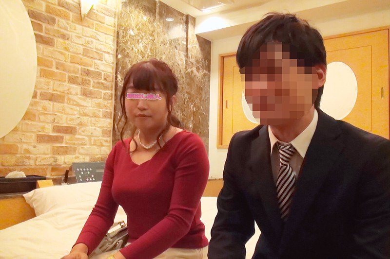 10数年ぶりに再会した同級生男女はラブホテルで1発10万円の連続射精セックスしてしまうのか！？ 3 ●校時代から気になっていたクラスのマドンナの巨乳とデカ尻にフル勃起した既婚者チ○ポと人妻マ○コが互いの家庭を忘れた生セックスは1発限りじゃ収まらない！！ りんか ｜出演 ディープスの寝取られ作品